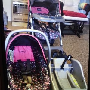 Matching set stroller carseat base